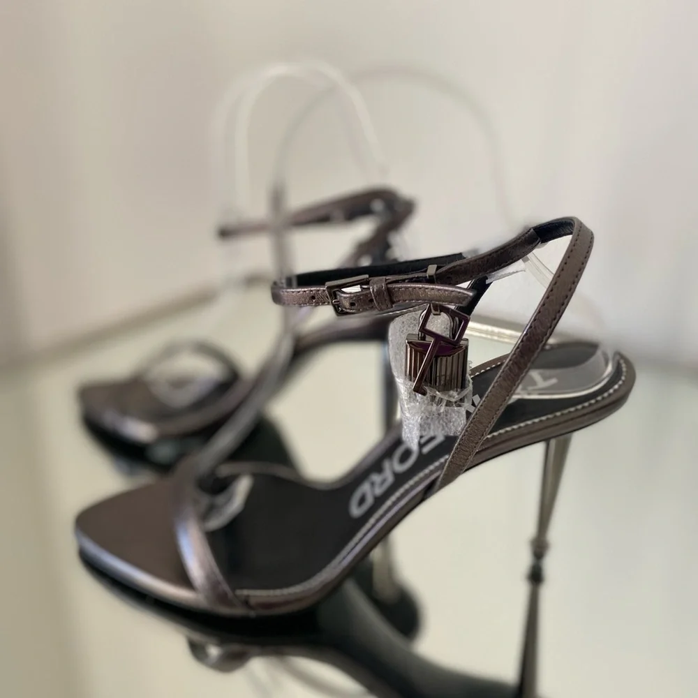 New TOM FORD Tom Ford padlock sandals in laminated leather 37.5 $1,350